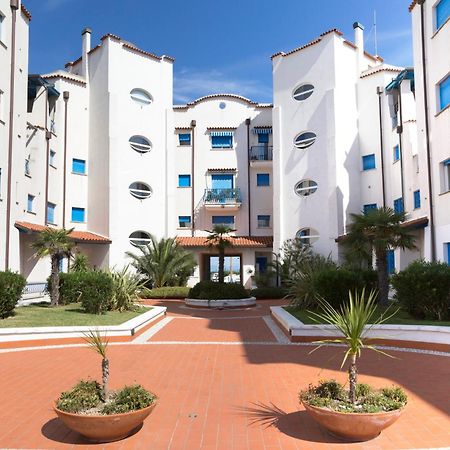 Portoverde Beach Apartments Misano Adriatico Exteriör bild
