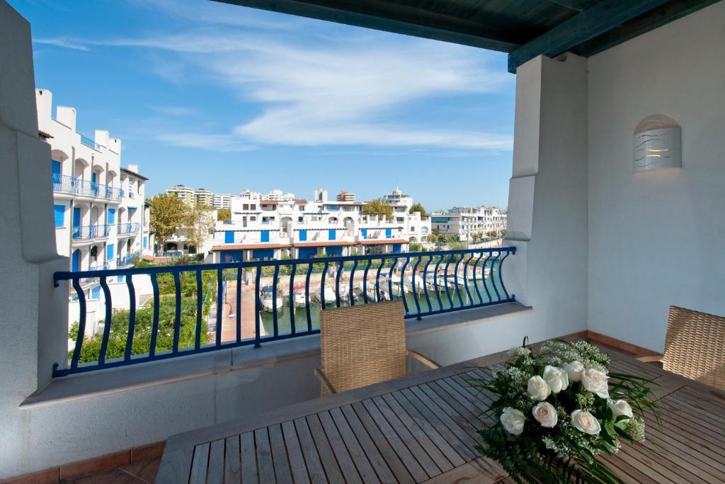 Portoverde Beach Apartments Misano Adriatico Exteriör bild
