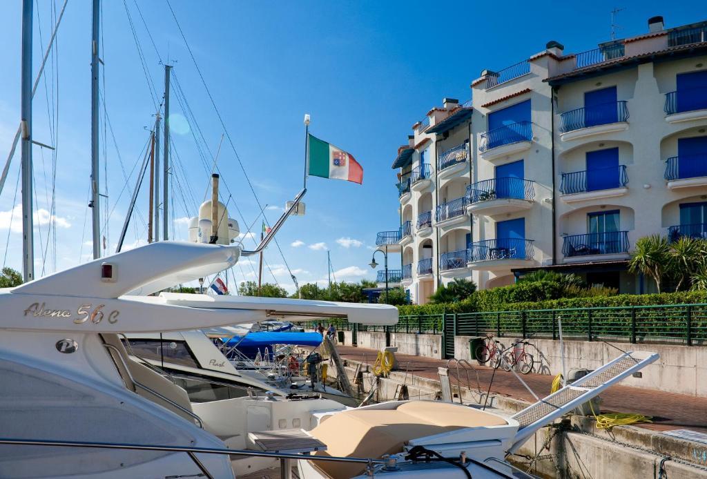 Portoverde Beach Apartments Misano Adriatico Exteriör bild