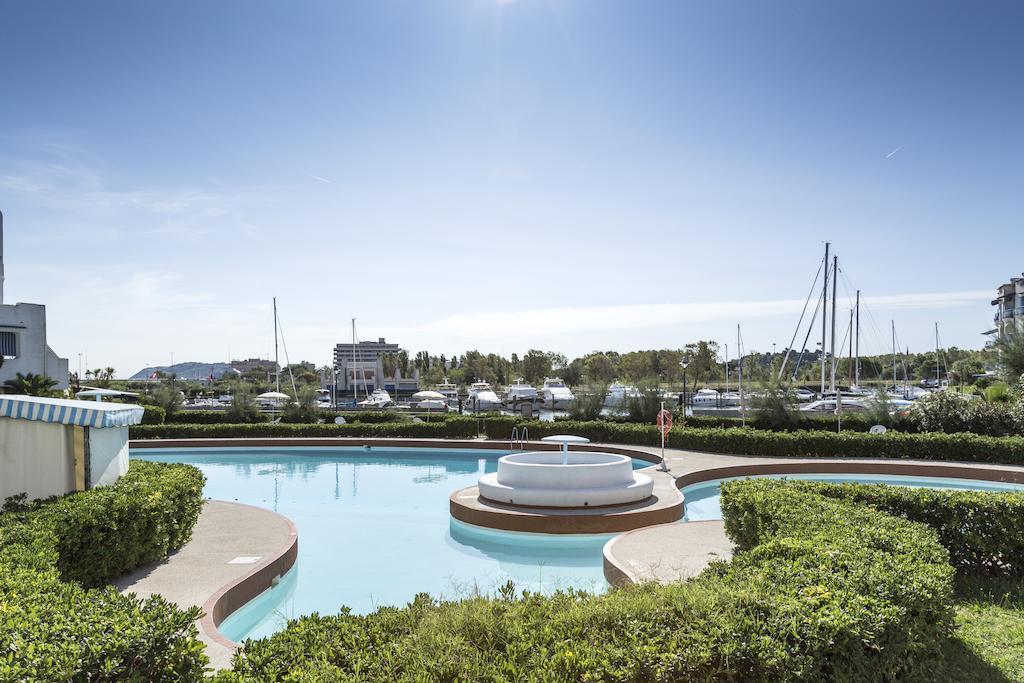 Portoverde Beach Apartments Misano Adriatico Exteriör bild