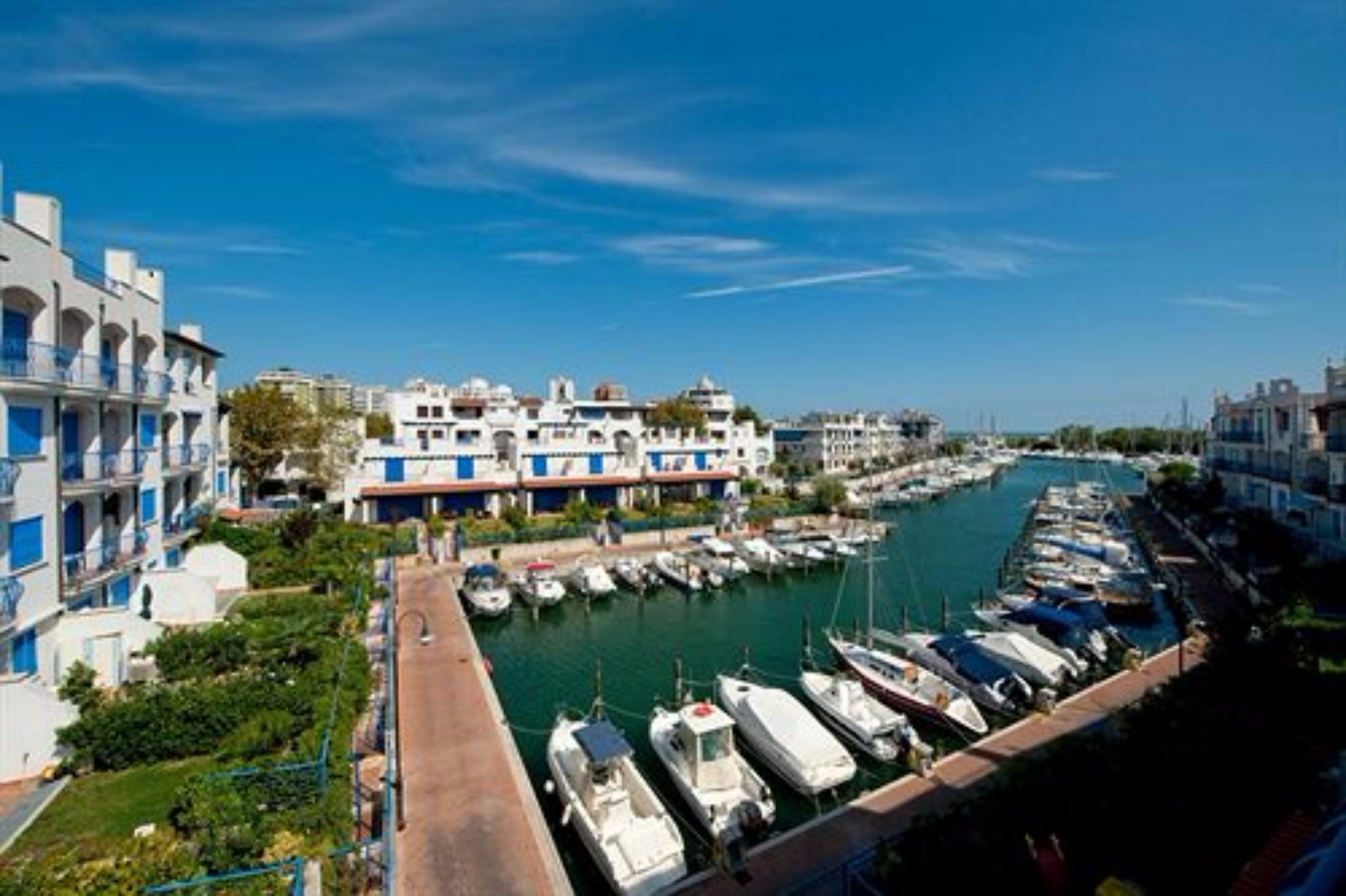 Portoverde Beach Apartments Misano Adriatico Exteriör bild